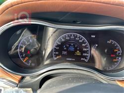 جیپ L گراند شیرۆکی